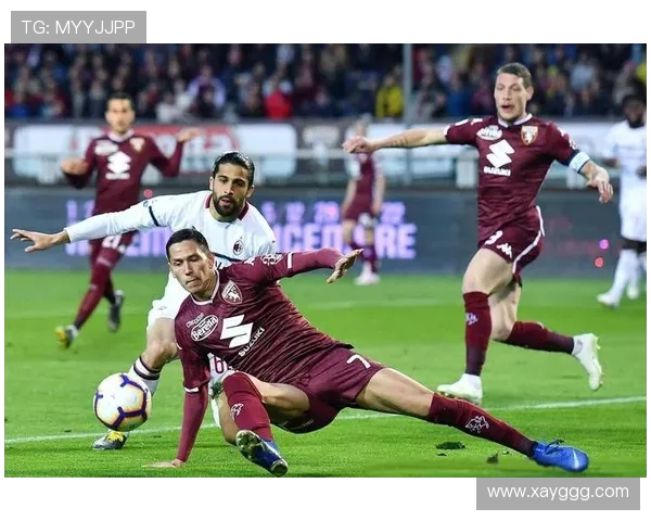 AC米兰复兴遇阻：表面强势难掩瓶颈，争冠形势面临考验