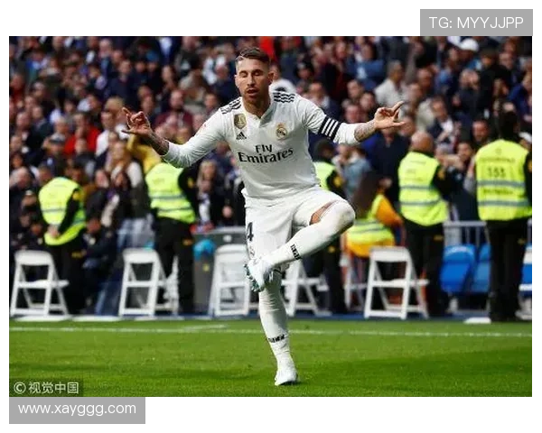 维尼修斯爆发背后：本泽马如何激活皇马边锋体系