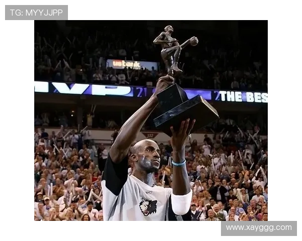 MVP加内特低位单打比肩邓肯，防守更具统治力