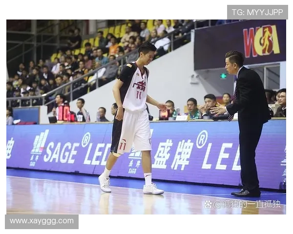 NBA替补席管理规则，教练与球员这些行为都要注意